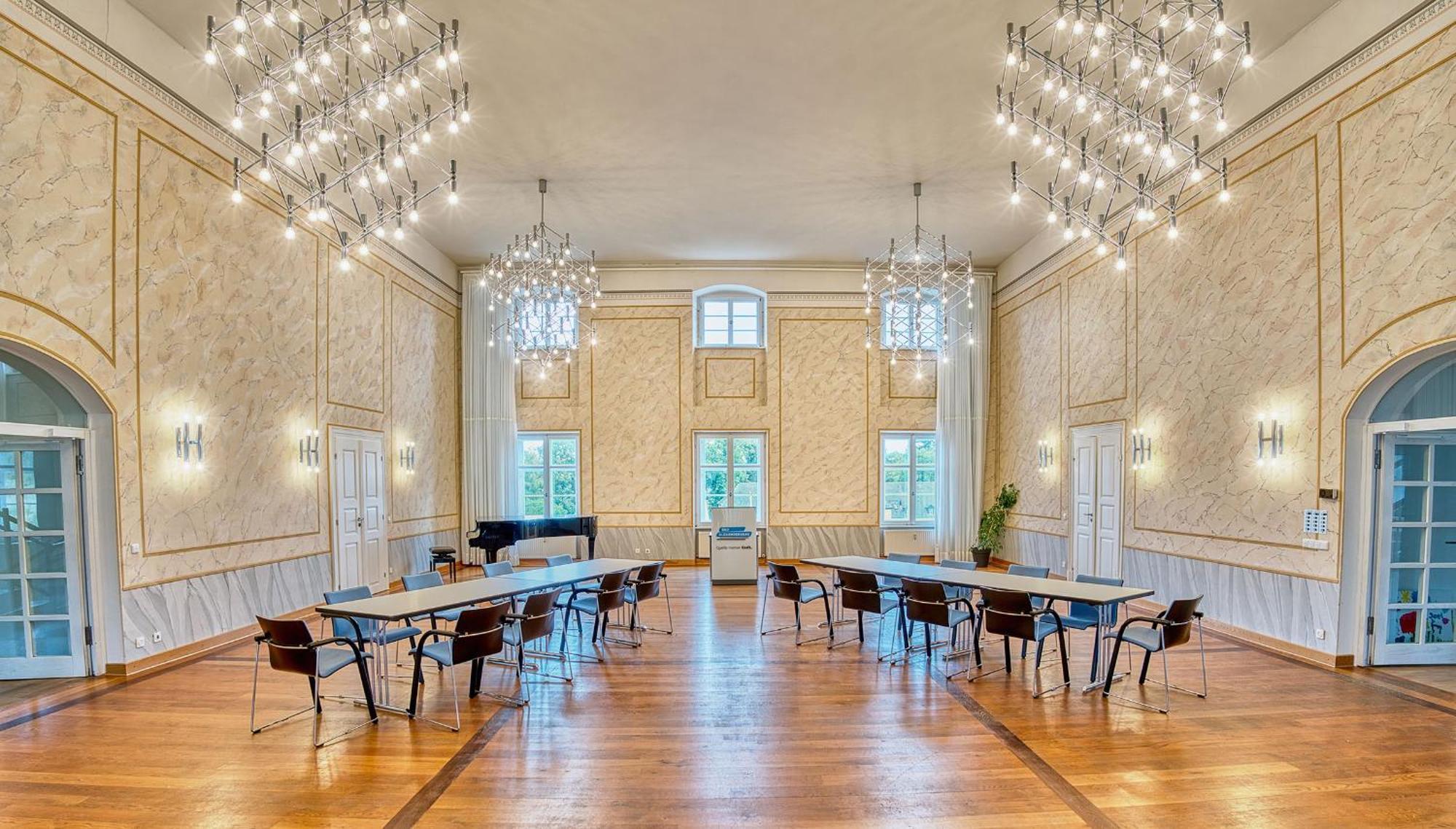 Holly Gmbh Ferienwohnungen Bad Alexandersbad Buitenkant foto