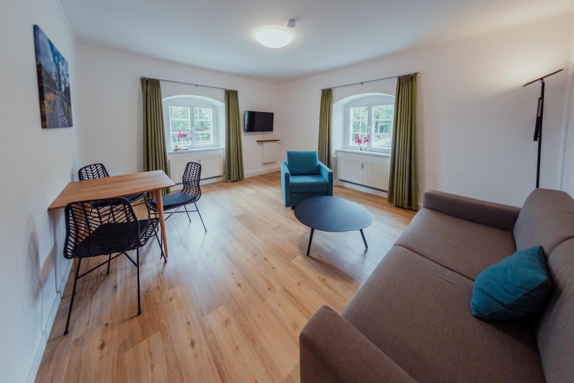 Holly Gmbh Ferienwohnungen Bad Alexandersbad Buitenkant foto